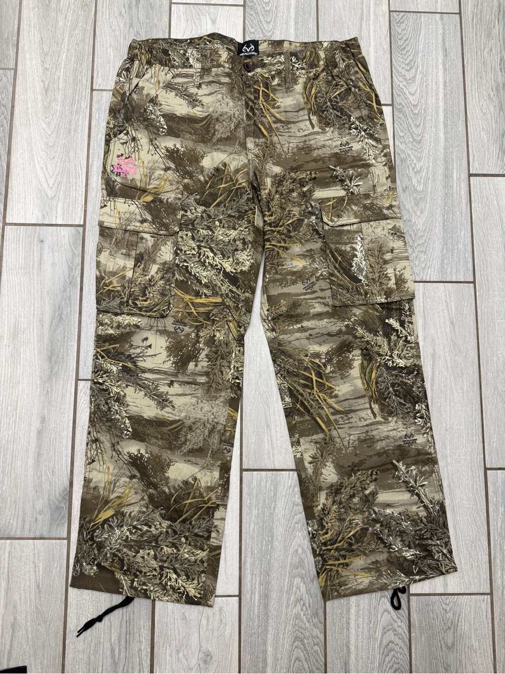 Realtree Ladies Cargo Pants Camo Size XL NWT